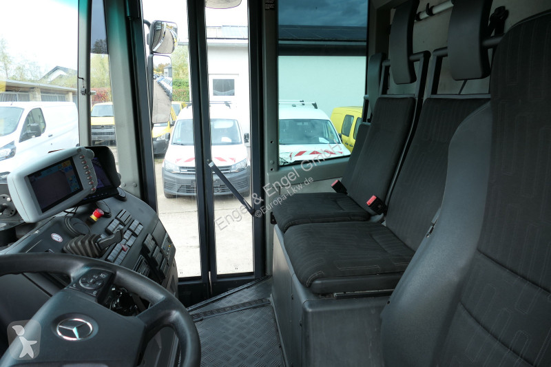 Útfenntartó-és-karbantartógép Mercedes Econic...