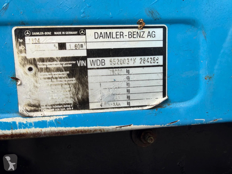 Vehículo de limpieza viaria Mercedes SK 1824 -...