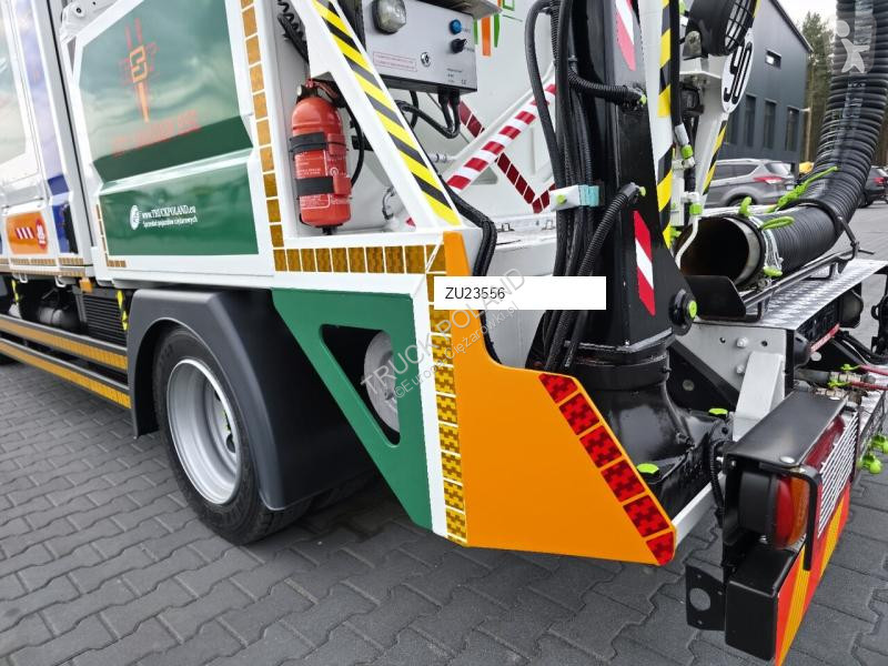 Silniční stroje Mitsubishi CANTER odkurzacz...