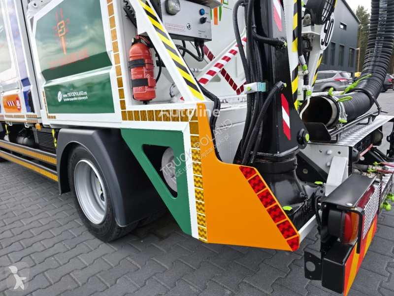 Silniční stroje Mitsubishi CANTER odkurzacz...