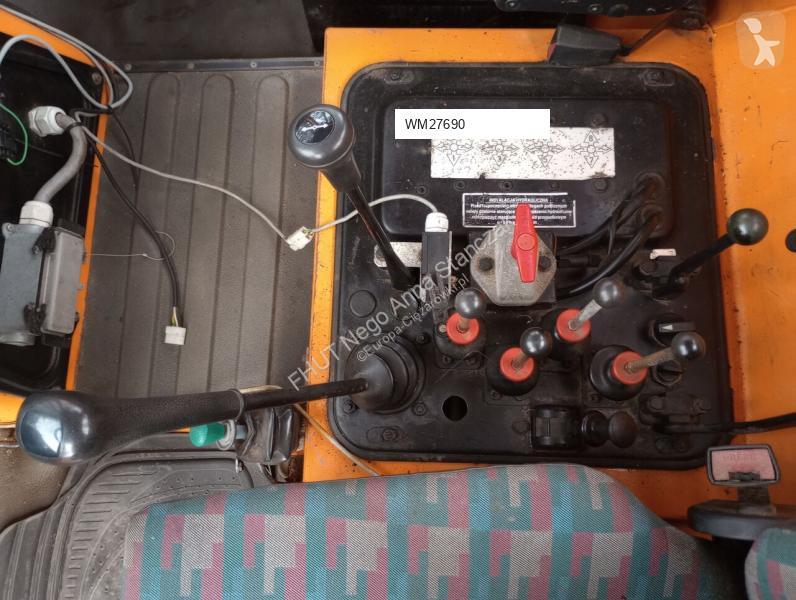 آلة لصيانة الطرق Mercedes UNIMOG U1650 *2001*...
