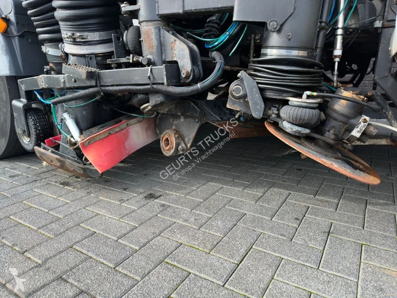 Vägmaskiner MAN 18.240 4X2 + FAUN VIAJET 6R/HS...