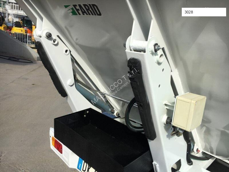 Silniční stroje Piaggio PORTER