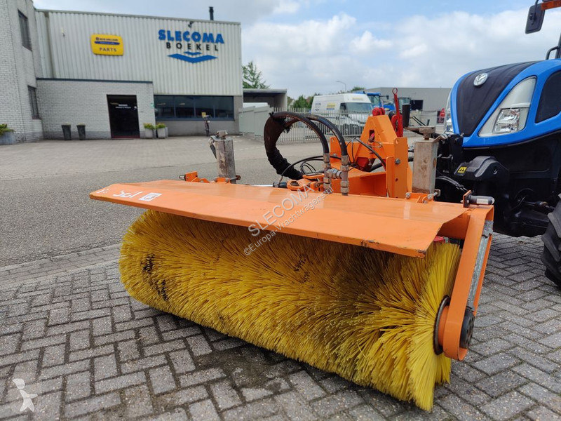 Silniční stroje  HF1600S Veegmachine