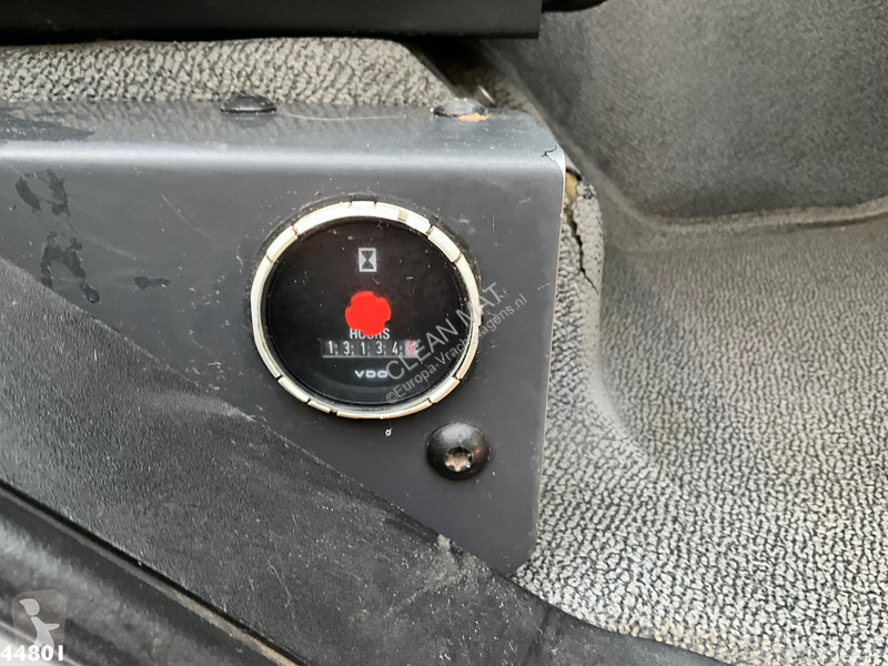 Vägmaskiner Renault D 26 WIDE Euro 6 Geesink...