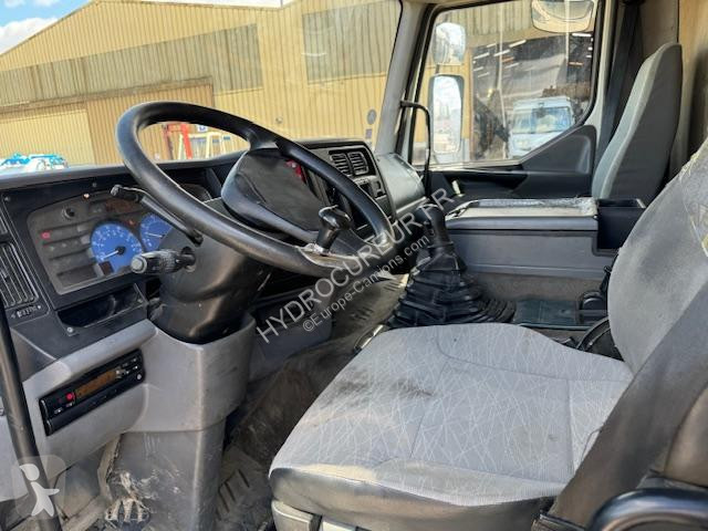 Vägmaskiner Renault 320 DCI