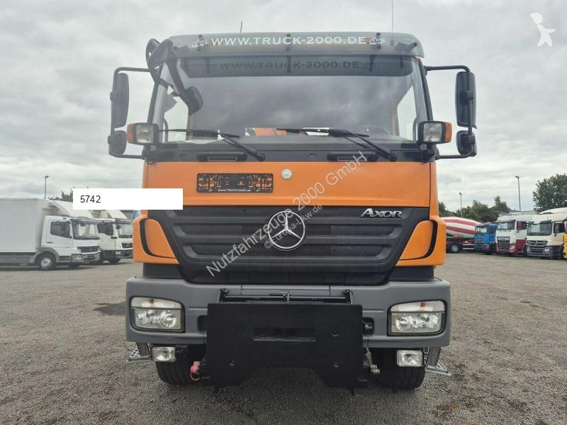 Silniční stroje Mercedes