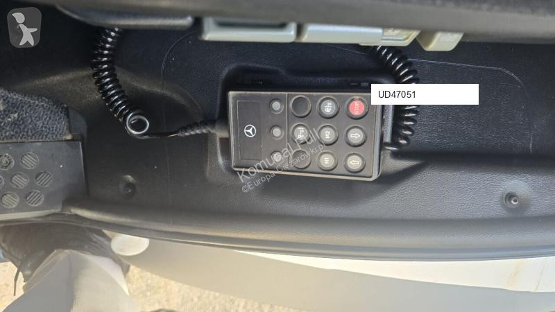 Utilaje pentru drumuri Mercedes variopress 16m3