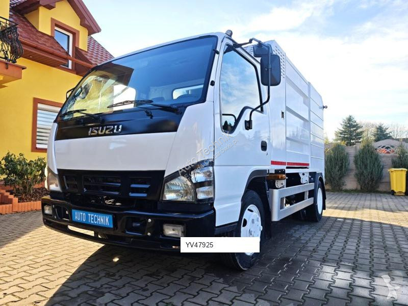 آلة لصيانة الطرق Isuzu SMALL CONTAINER WASHER...
