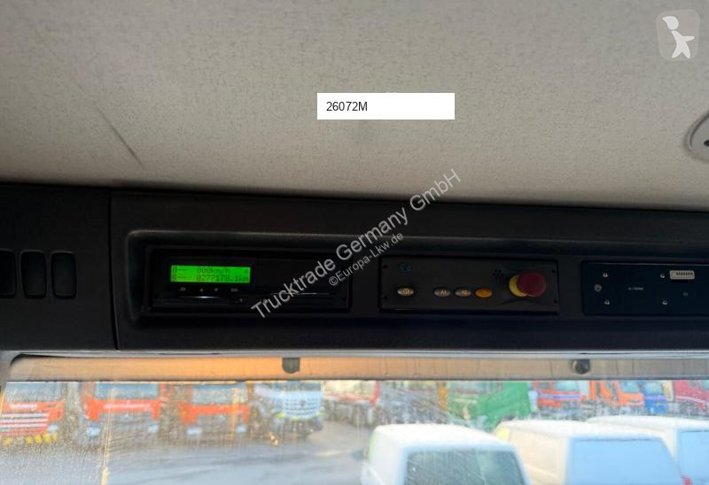 آلة لصيانة الطرق Scania 589 G440 LB