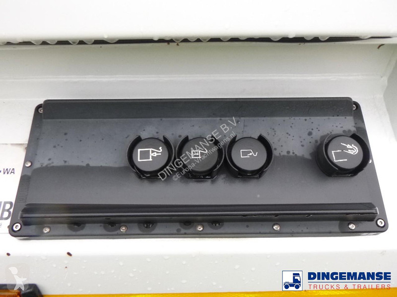Engin de voirie Mercedes 2629 RHD 6x2 Geesink...