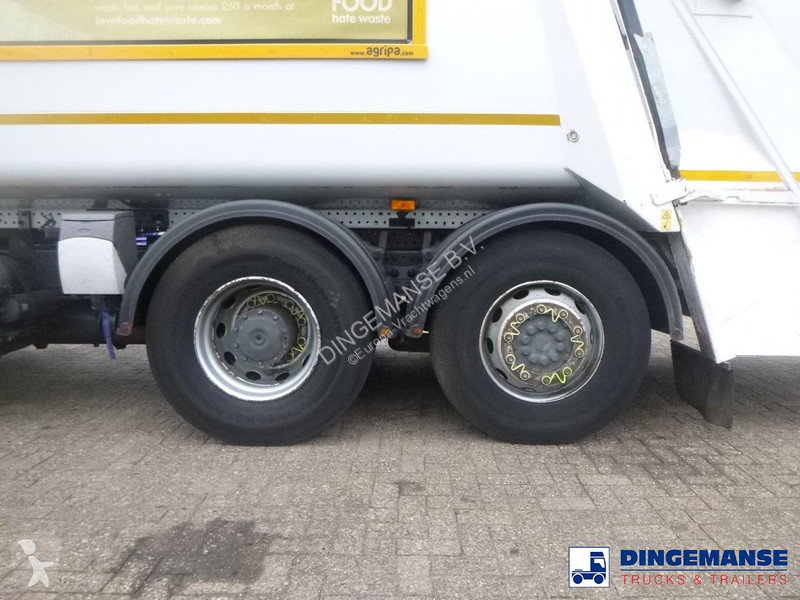 Engin de voirie Mercedes 2629 6x2 RHD Faun...