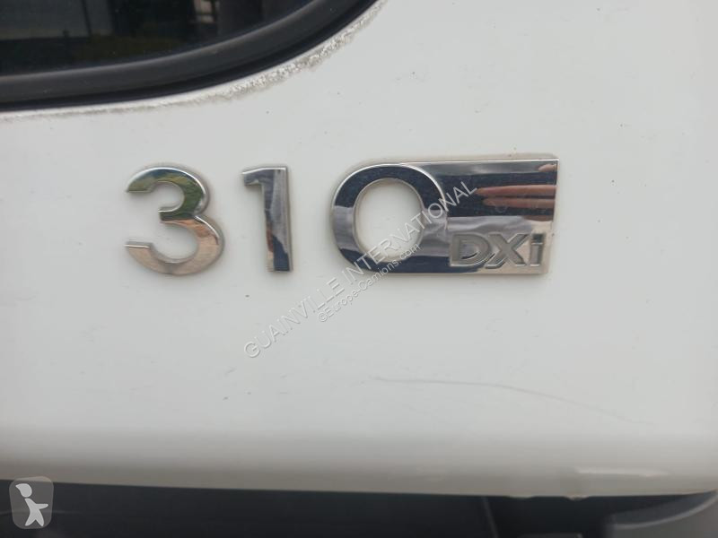 آلة لصيانة الطرق Renault 310 DXI