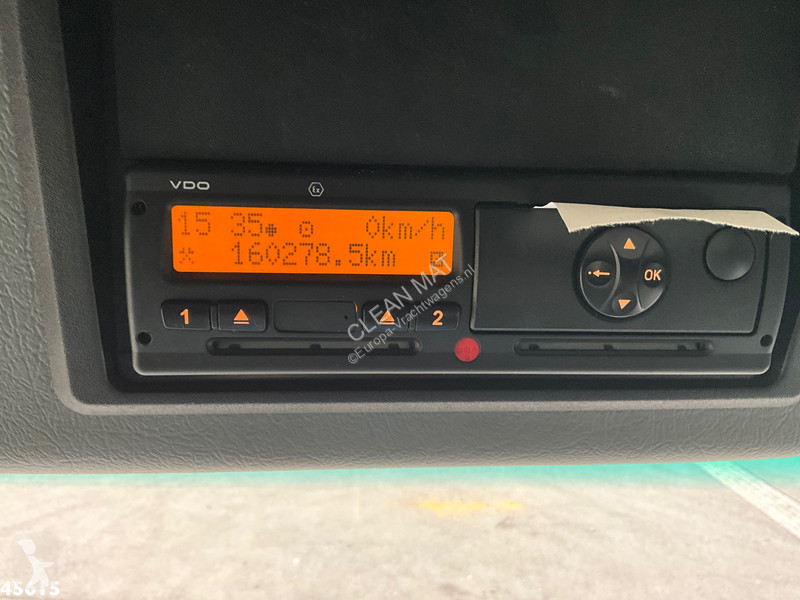 آلة لصيانة الطرق Mercedes 2630 RHD Euro 6...