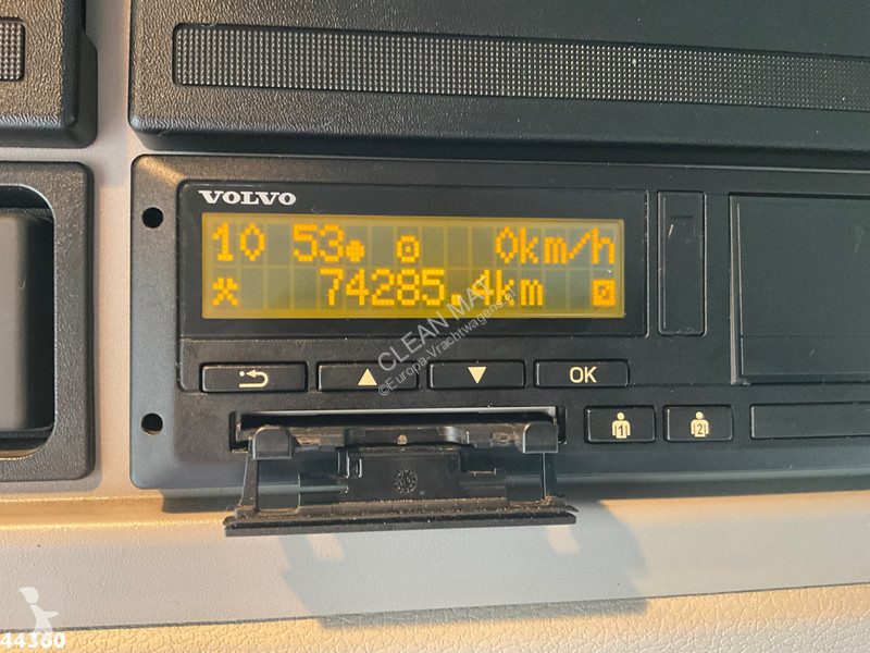 آلة لصيانة الطرق Volvo 250 Euro 6 Geesink 11m³