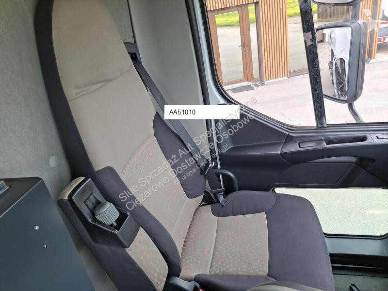 آلة لصيانة الطرق Renault VS500