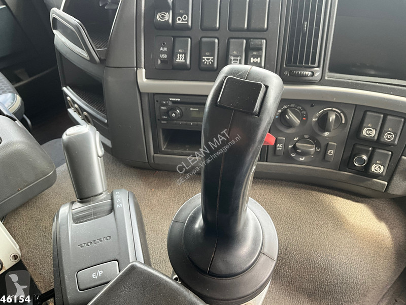 آلة لصيانة الطرق Volvo 330 Euro 5 Translift...