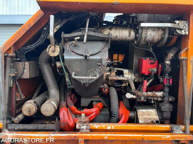 مقطورة Renault PREMIUM