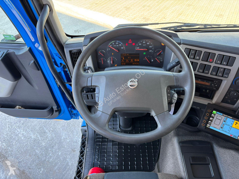 Engin de voirie Volvo 320 6x2*4 Joab Anaconda...