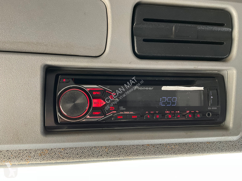 آلة لصيانة الطرق Mercedes 1324 Johnston VT 650...