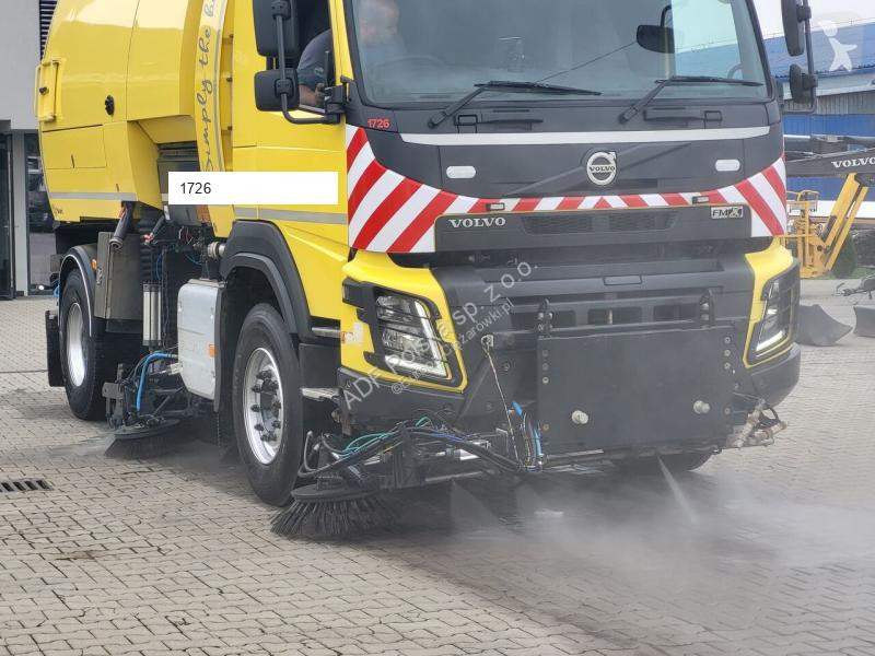 آلة لصيانة الطرق Volvo JBVT801