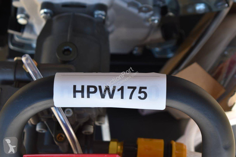 Vehículo de limpieza viaria  HPW175