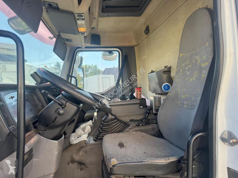 Vehículo de limpieza viaria Renault 370 DCI