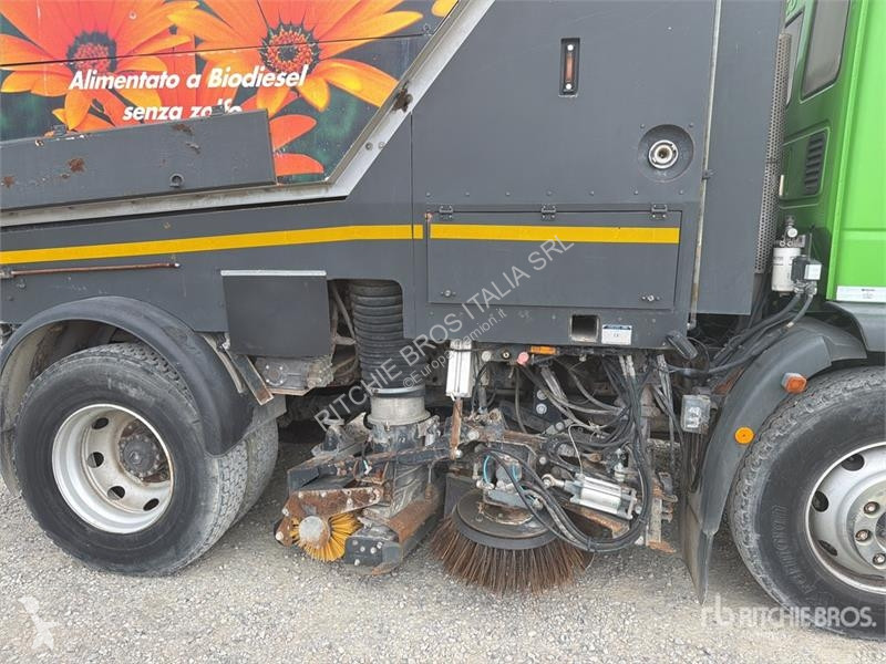 Vägmaskiner Iveco Schmidt SK650/59-1-033 on...