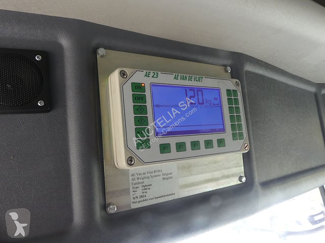 Vehículo de limpieza viaria Renault D19