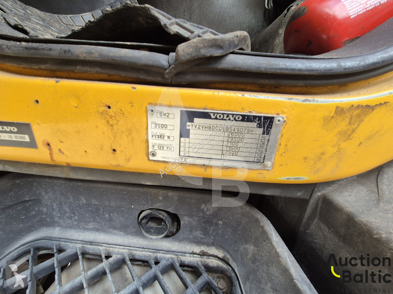 Engin de voirie Volvo 340
