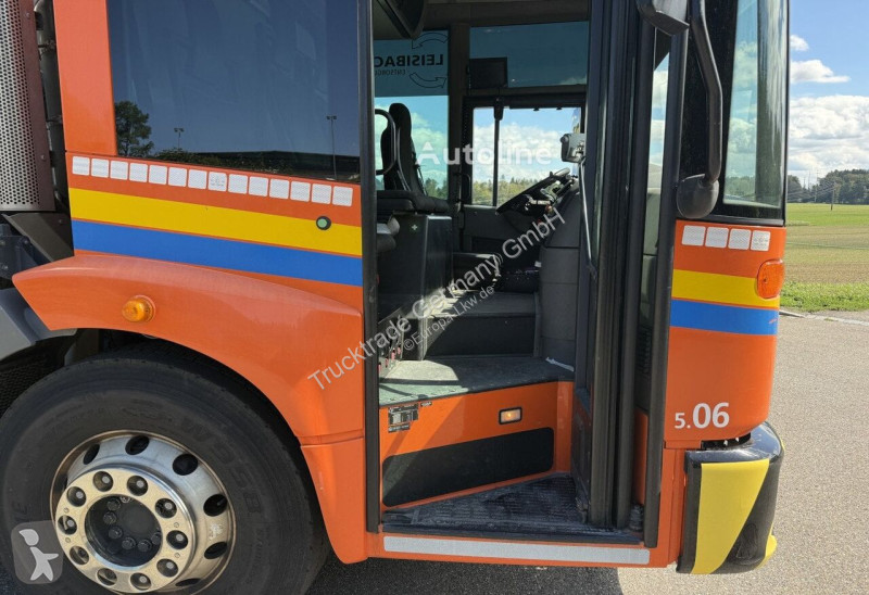 Коммунальная техника  Mercedes 2635