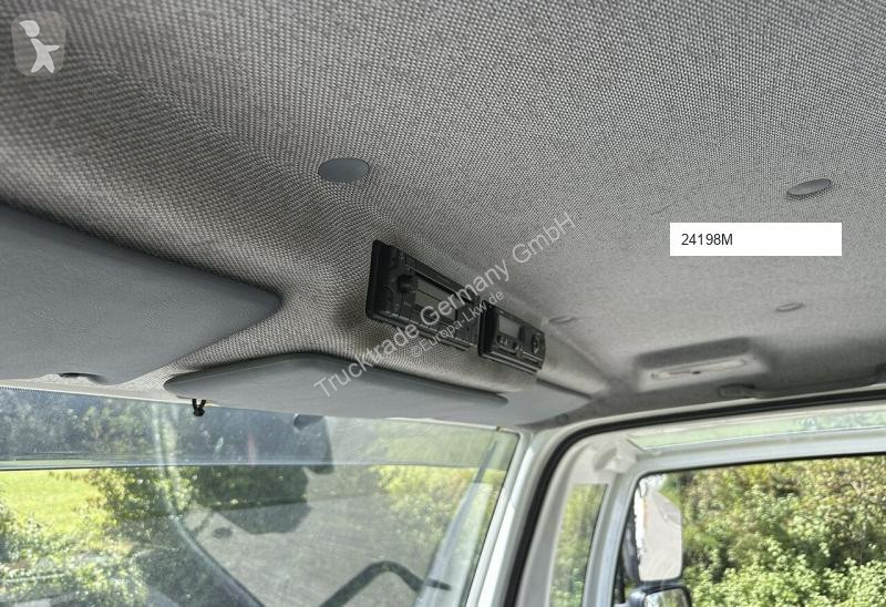 Engin de voirie Mercedes U400