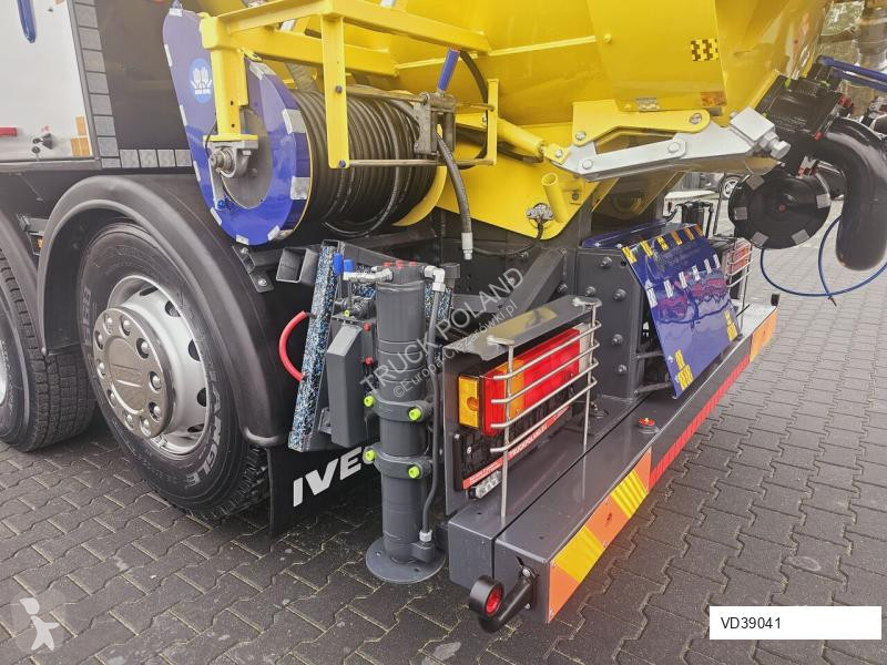 Silniční stroje Iveco COMBI