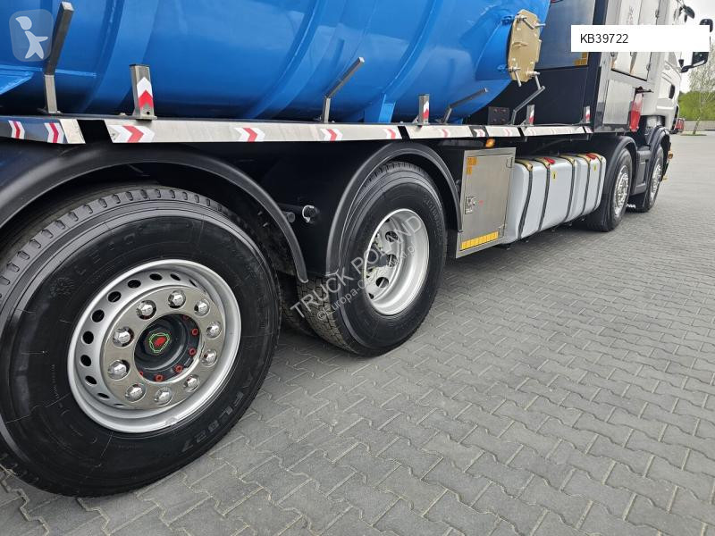 Vehículo de limpieza viaria Scania Disab...