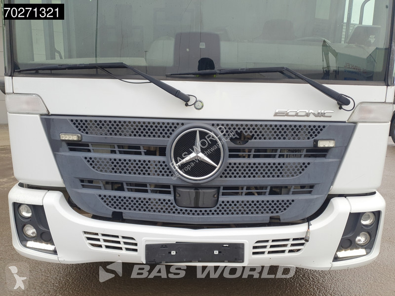 آلة لصيانة الطرق Mercedes 1830 4X2 13m3 NTM...