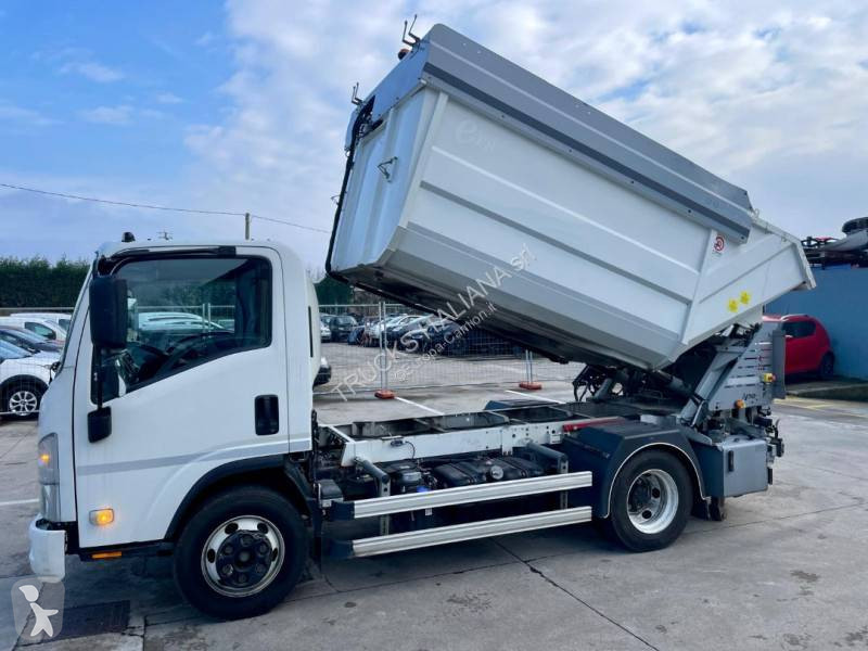 Vägmaskiner Isuzu