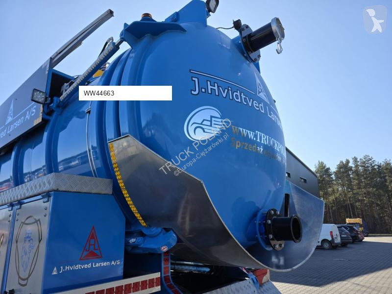 Utilaje pentru drumuri Scania Larsen FlexVac 311