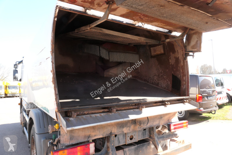 Silniční stroje Mercedes Atego 1518 LKO 4x2