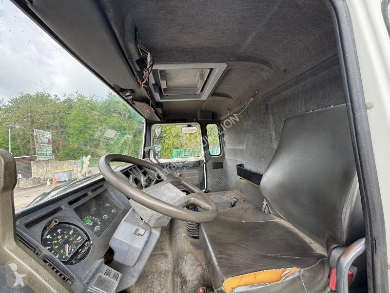 Vägmaskiner Renault CITERNE VIDANGE G 270