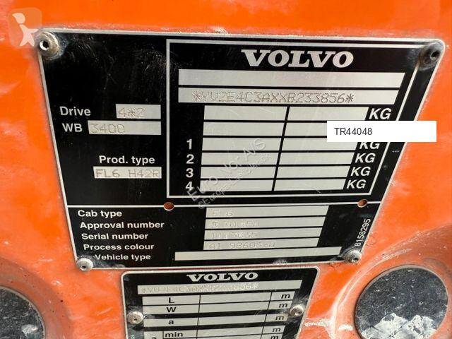 Veículo de limpeza / sanitário de estrada Volvo...