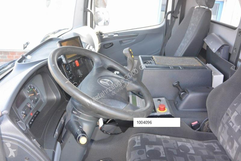 Utilaje pentru drumuri Mercedes