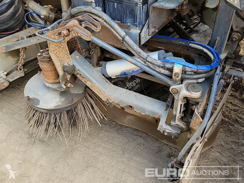 Utilaje pentru drumuri  LF55.180