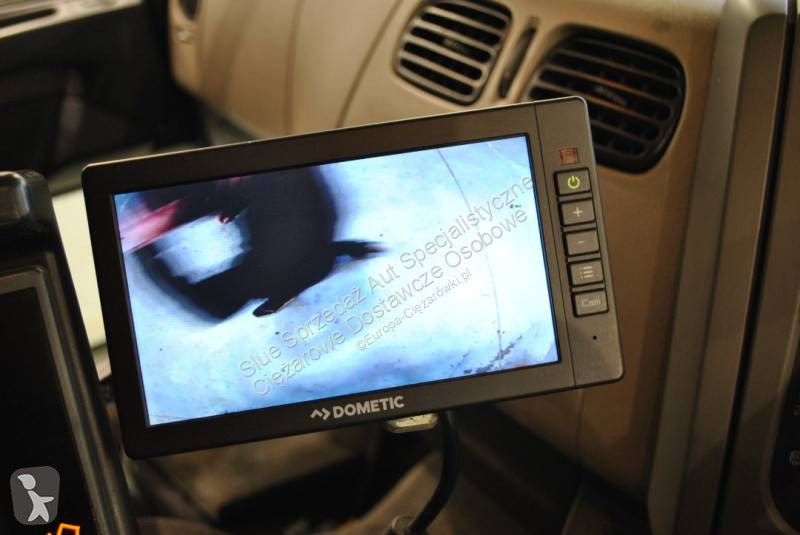 آلة لصيانة الطرق Renault