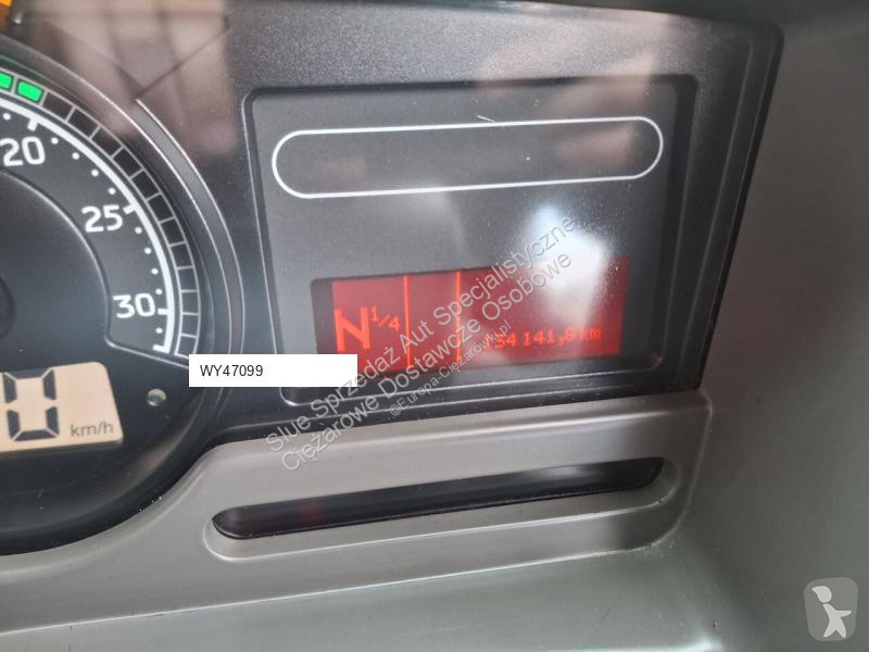 آلة لصيانة الطرق Renault VS500