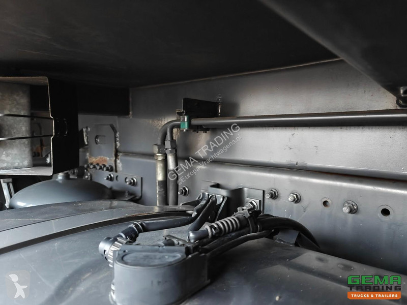 آلة لصيانة الطرق DAF FAG 250 6x2/4 Day cab...