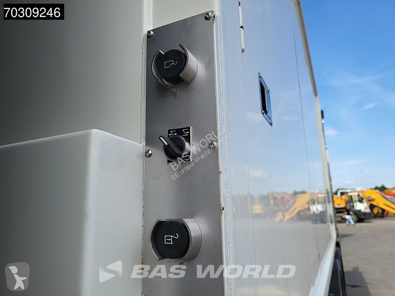 Engin de voirie Volvo FM 330 6X2 -Truck Van...