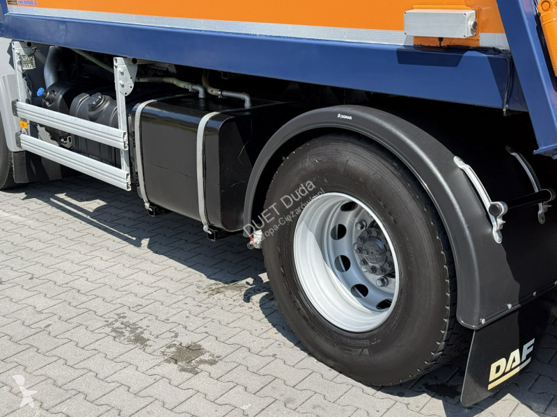 Пътнопочистваща техника DAF 55300 Śmieciarka...