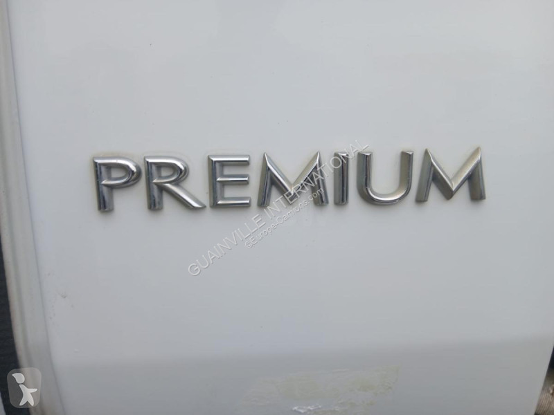 آلة لصيانة الطرق Renault 310 DXI