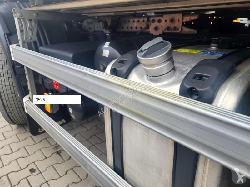 آلة لصيانة الطرق Scania VR5TR2L