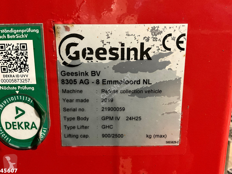 آلة لصيانة الطرق MAN 26.320 Euro 6 Geesink 24...